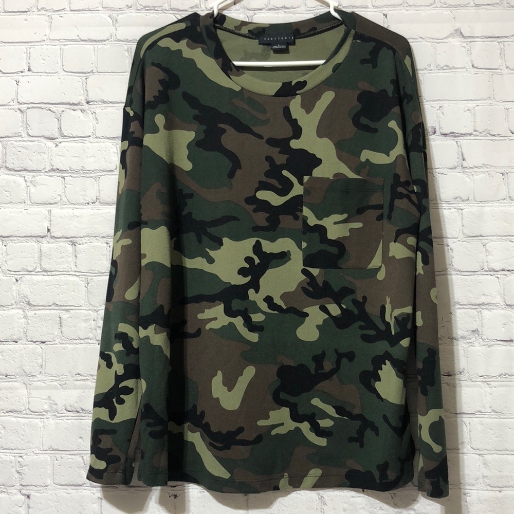 Sanctuary top gray camouflage